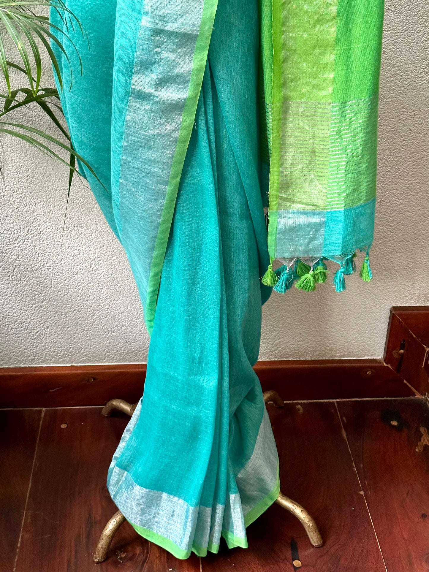 BLUE GREEN LINEN SARI