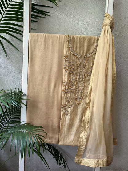 CHANDA CHANDERI  SILK SUIT