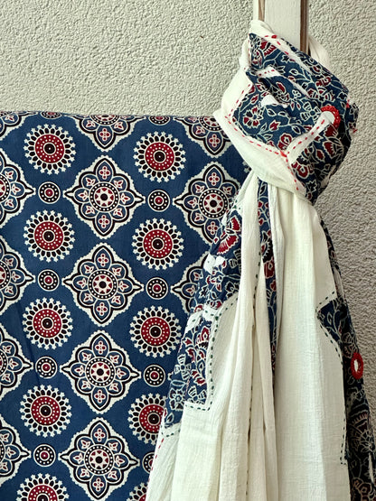 HYACINTH COTTON SUIT (APPLIQUE DUPATTA)