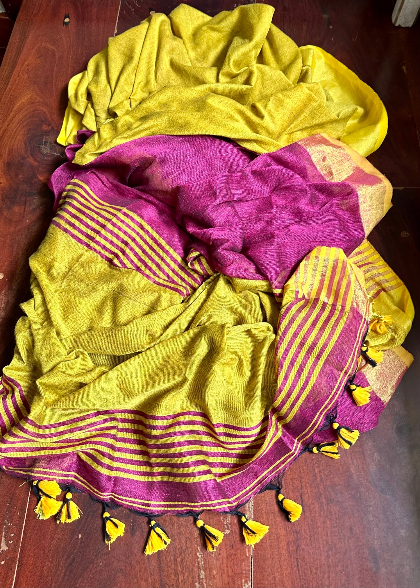 RANI MUSTARD LINEN SARI