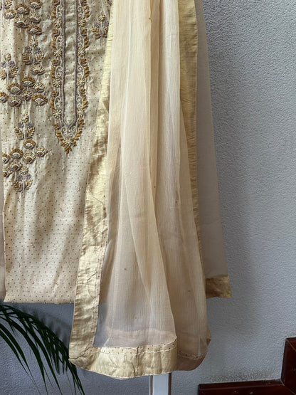 CHANDA CHANDERI  SILK SUIT