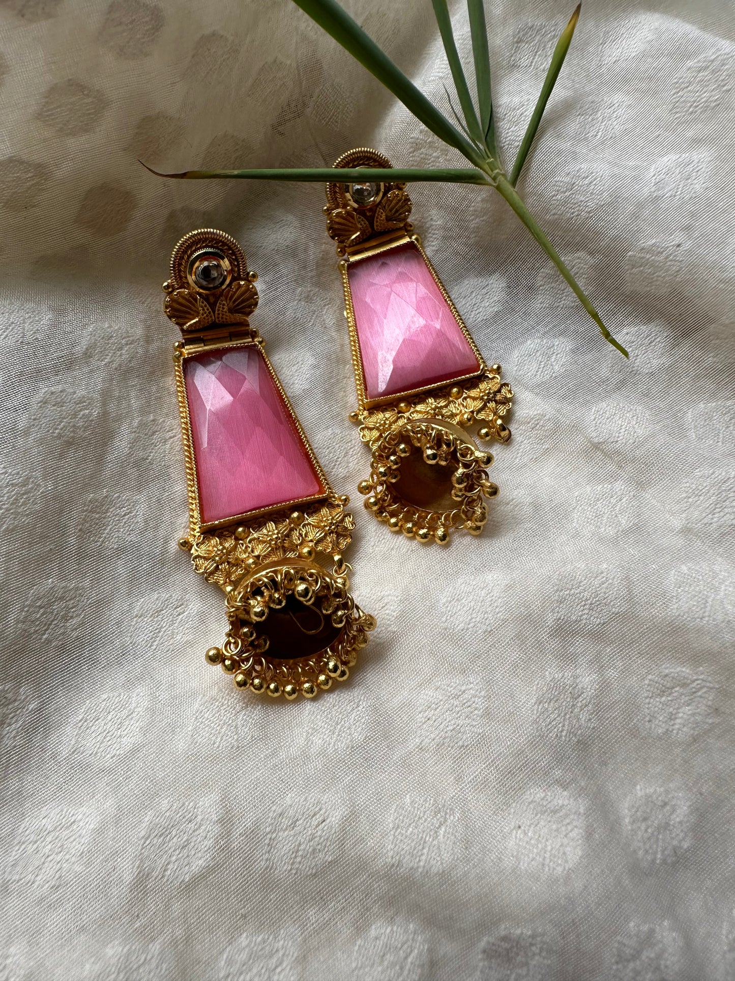 RAAT RANI EARRING