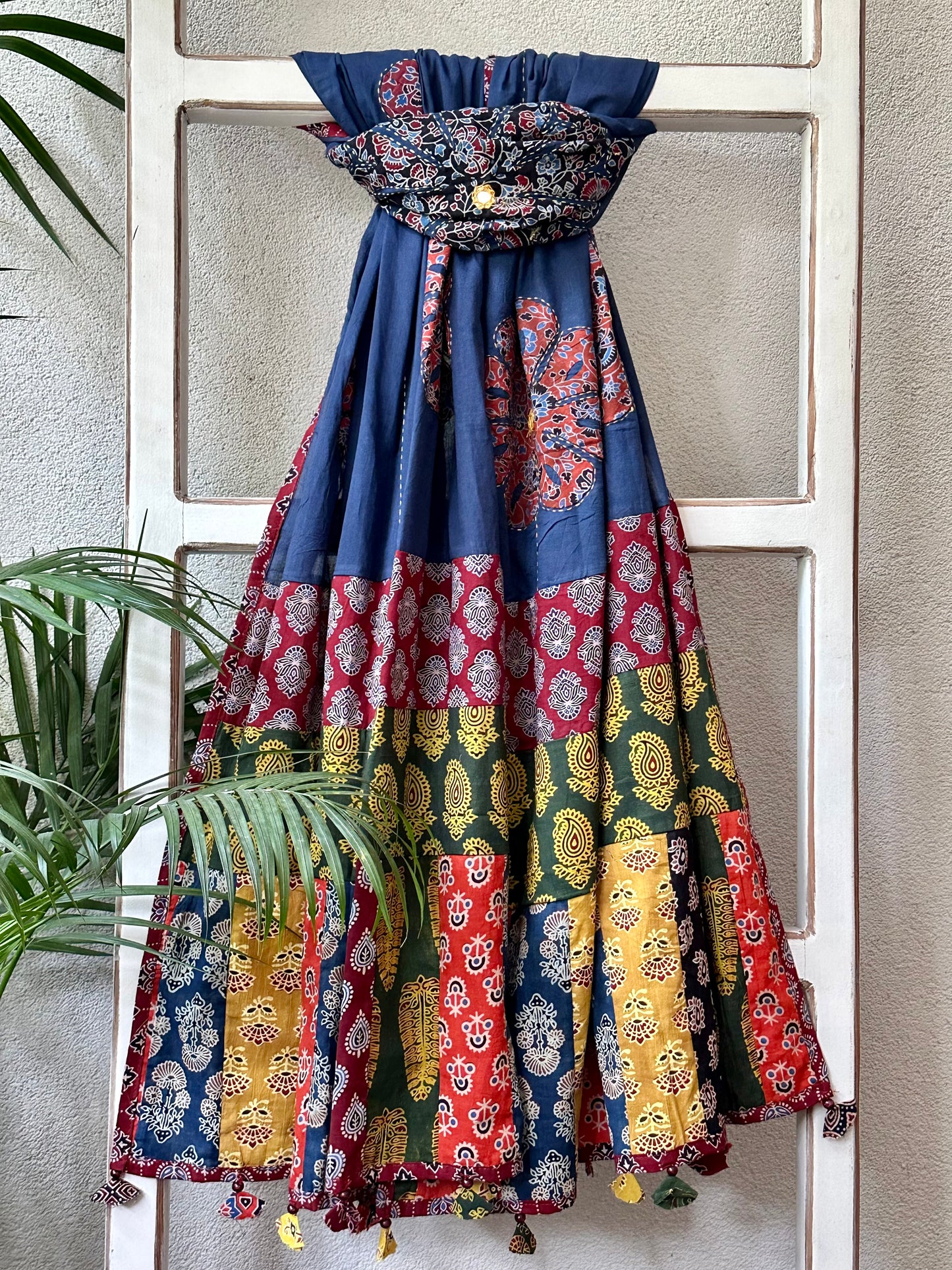 JANDA DEVI APPLIQUE DUPATTA