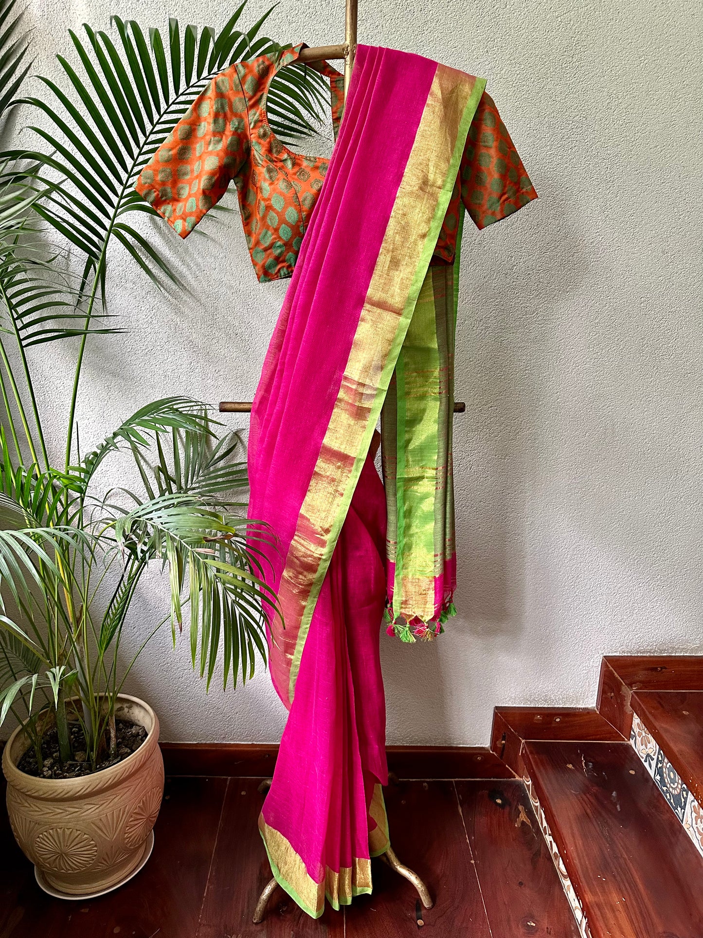 RANI GREEN LINEN SARI