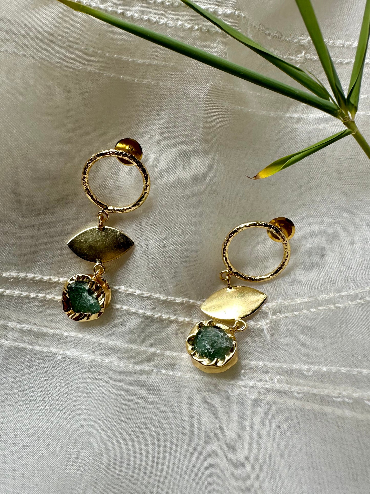 HARA GULAB EARRING