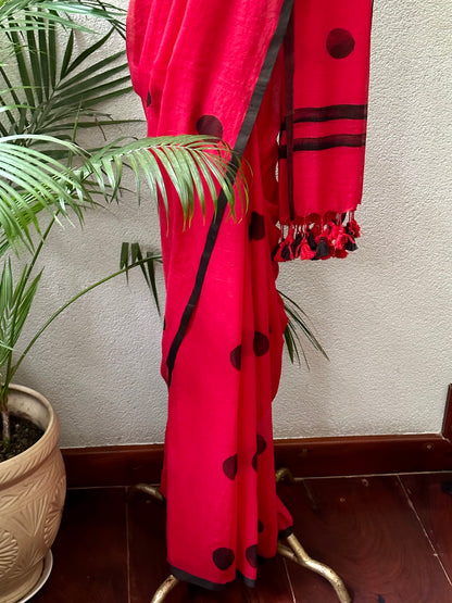 RED BLACK COLOUR TASSEL   MUL COTTON  SAREE