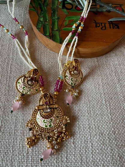 RADHA NECKLACE